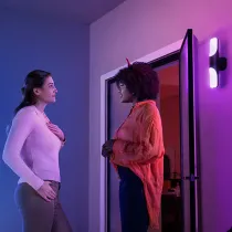 EUFY-WIREDWALL-LIGHTCAM-S100 -Caméra avec Focus Eufy par Anker